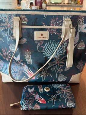 Spartina 449 (Vera Bradley Inspired) Teal Ocean Print Tote with Wallet